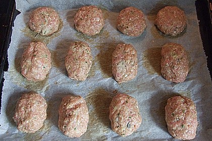 Mini - Hackbraten mit Schafsk&auml;seherz aus dem Ofen 12