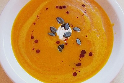 K&uuml;rbiscremesuppe