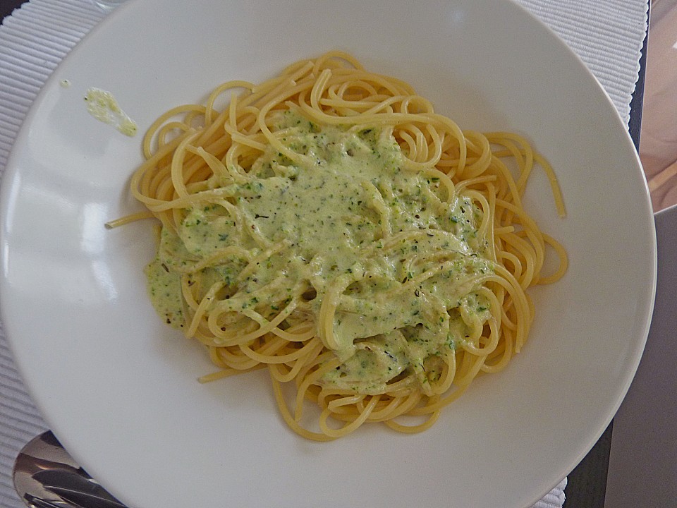 Zucchini - Käse Sauce für Spaghetti (Rezept mit Bild) | Chefkoch.de