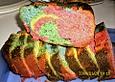 Verr&uuml;ckter Buntkuchen