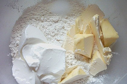 W&uuml;rziger Gem&uuml;sekuchen