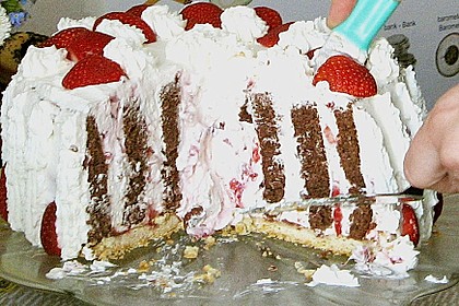 Gewickelte Erdbeer - Tiramisu - Torte 30