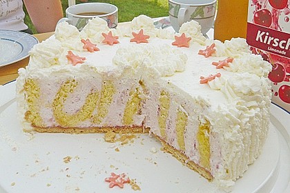 Gewickelte Erdbeer - Tiramisu - Torte 33