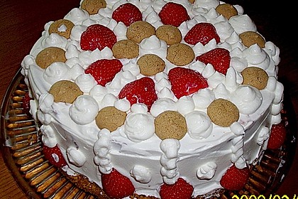 Gewickelte Erdbeer - Tiramisu - Torte 14