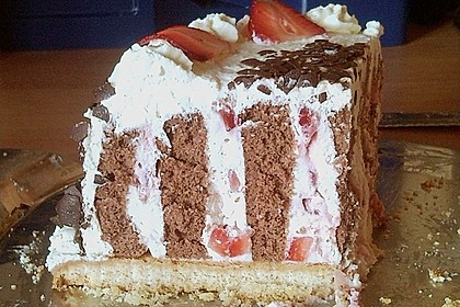 Gewickelte Erdbeer - Tiramisu - Torte 29