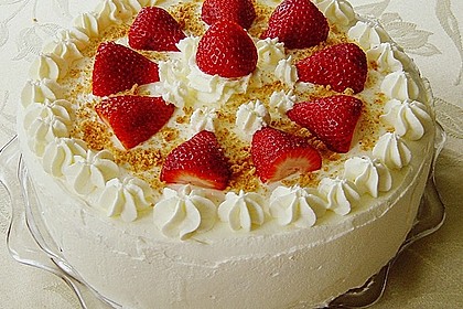 Gewickelte Erdbeer - Tiramisu - Torte 10