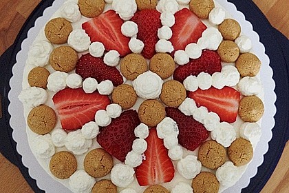 Gewickelte Erdbeer - Tiramisu - Torte 15