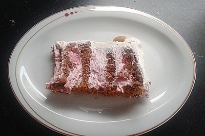 Gewickelte Erdbeer - Tiramisu - Torte 37