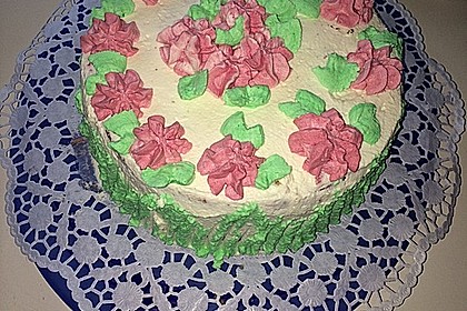 Gewickelte Erdbeer - Tiramisu - Torte 40