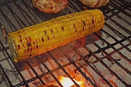 Gegrillte Maiskolben mit Honigbutter 4