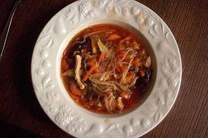 Sauer - scharfe Glasnudelsuppe 9