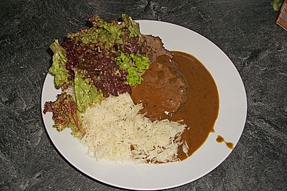 Rindsschmorbraten mit Essig und Rahm 8