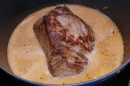 Rindsschmorbraten mit Essig und Rahm 1
