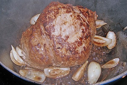 Rindsschmorbraten mit Essig und Rahm 2