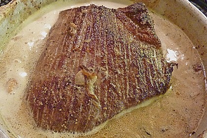 Rindsschmorbraten mit Essig und Rahm 21