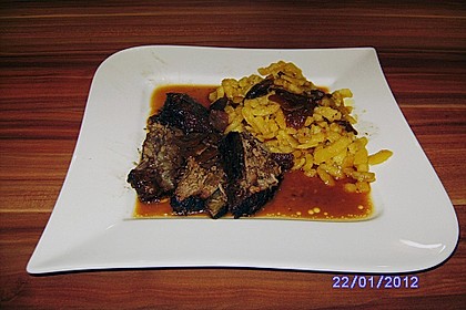 Rindsschmorbraten mit Essig und Rahm 24
