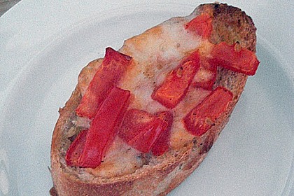 Crostini mit Tomaten und Mozzarella 1