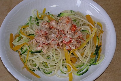 Nudeln mit Flu&szlig;krebsfleisch