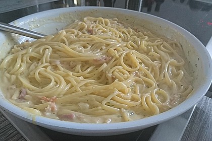 Italienische Carbonara-Sauce 10
