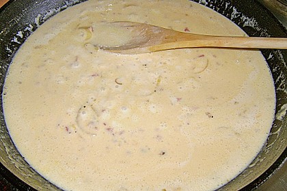 Italienische Carbonara-Sauce 30