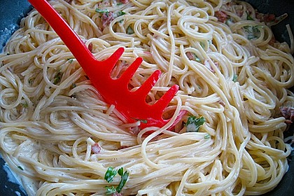 Italienische Carbonara-Sauce 15