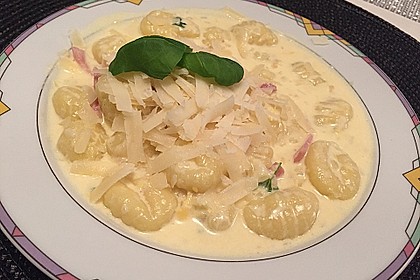 Italienische Carbonara-Sauce 13