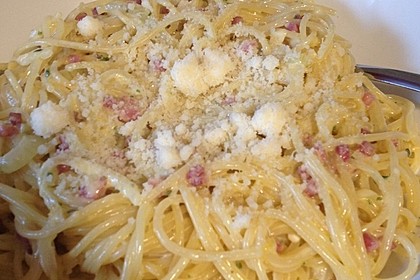 Italienische Carbonara-Sauce 23