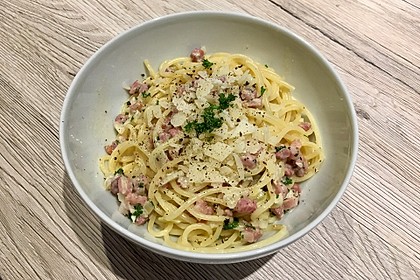 Italienische Carbonara-Sauce 8