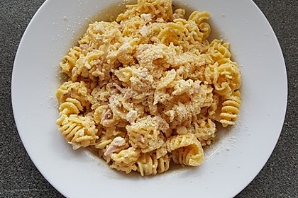 Italienische Carbonara-Sauce 18