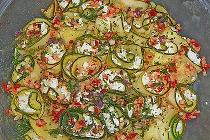 Eingelegte Zucchinir&ouml;llchen 10