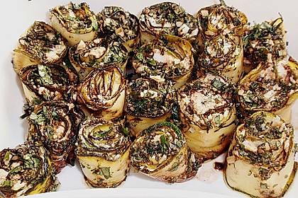 Eingelegte Zucchinir&ouml;llchen 19