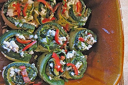 Eingelegte Zucchinir&ouml;llchen 26