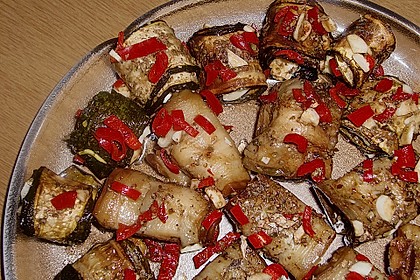 Eingelegte Zucchinir&ouml;llchen 55