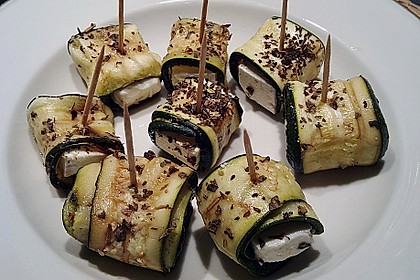 Eingelegte Zucchinir&ouml;llchen 57