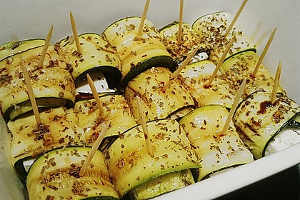 Eingelegte Zucchinir&ouml;llchen 60