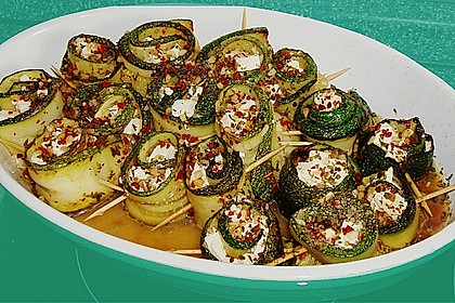 Eingelegte Zucchinir&ouml;llchen 2