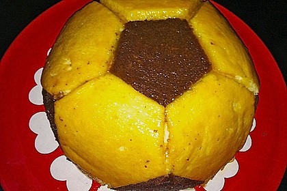 Fu&szlig;ball Charlotte mit Maulwurfkuchen - F&uuml;llung 41