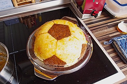 Fu&szlig;ball Charlotte mit Maulwurfkuchen - F&uuml;llung 62
