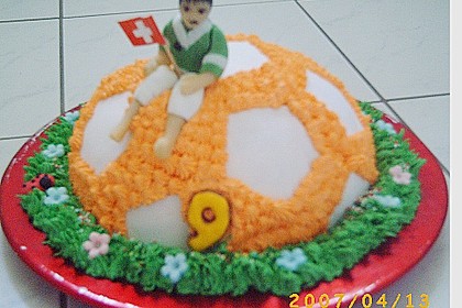 Fu&szlig;ball Charlotte mit Maulwurfkuchen - F&uuml;llung 10