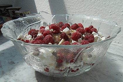 Schnelles Himbeer - Dessert