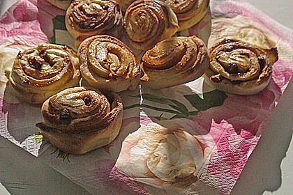 Zimtschnecken 24