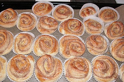 Zimtschnecken 40