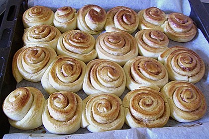 Zimtschnecken 28