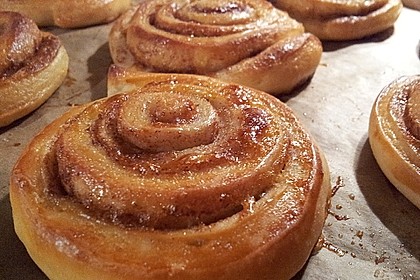 Zimtschnecken 10