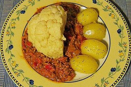 Blumenkohl mit scharfer Hackfleischsauce 1