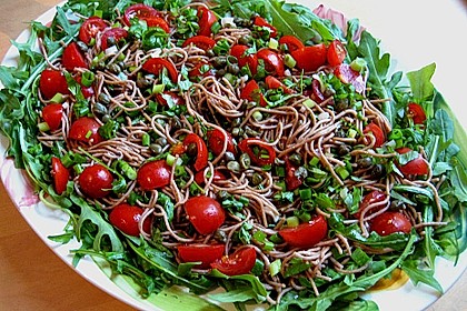 Spaghettisalat mit Rucola und Tomaten 1