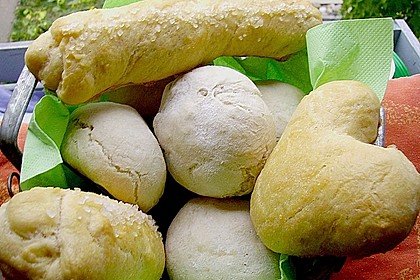 Brötchen 77