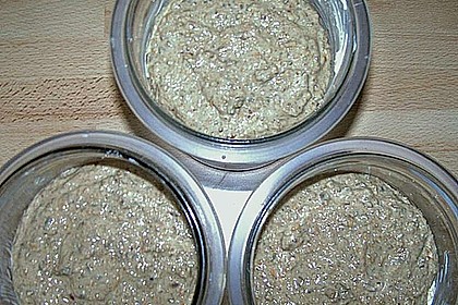Rundes Schwarzbrot 15