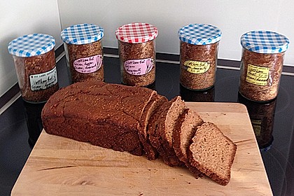 Rundes Schwarzbrot 8
