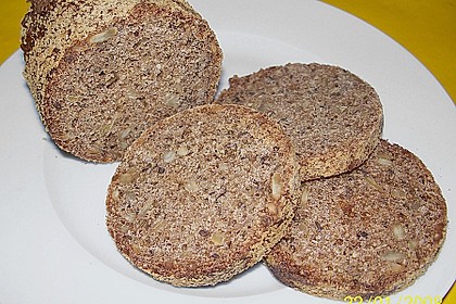 Rundes Schwarzbrot 9